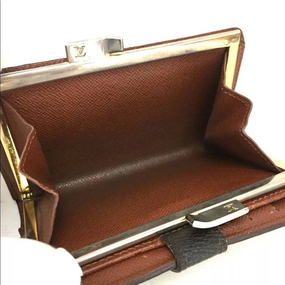 Louis Vuitton Bifold Wallet - Picture 7 of 11